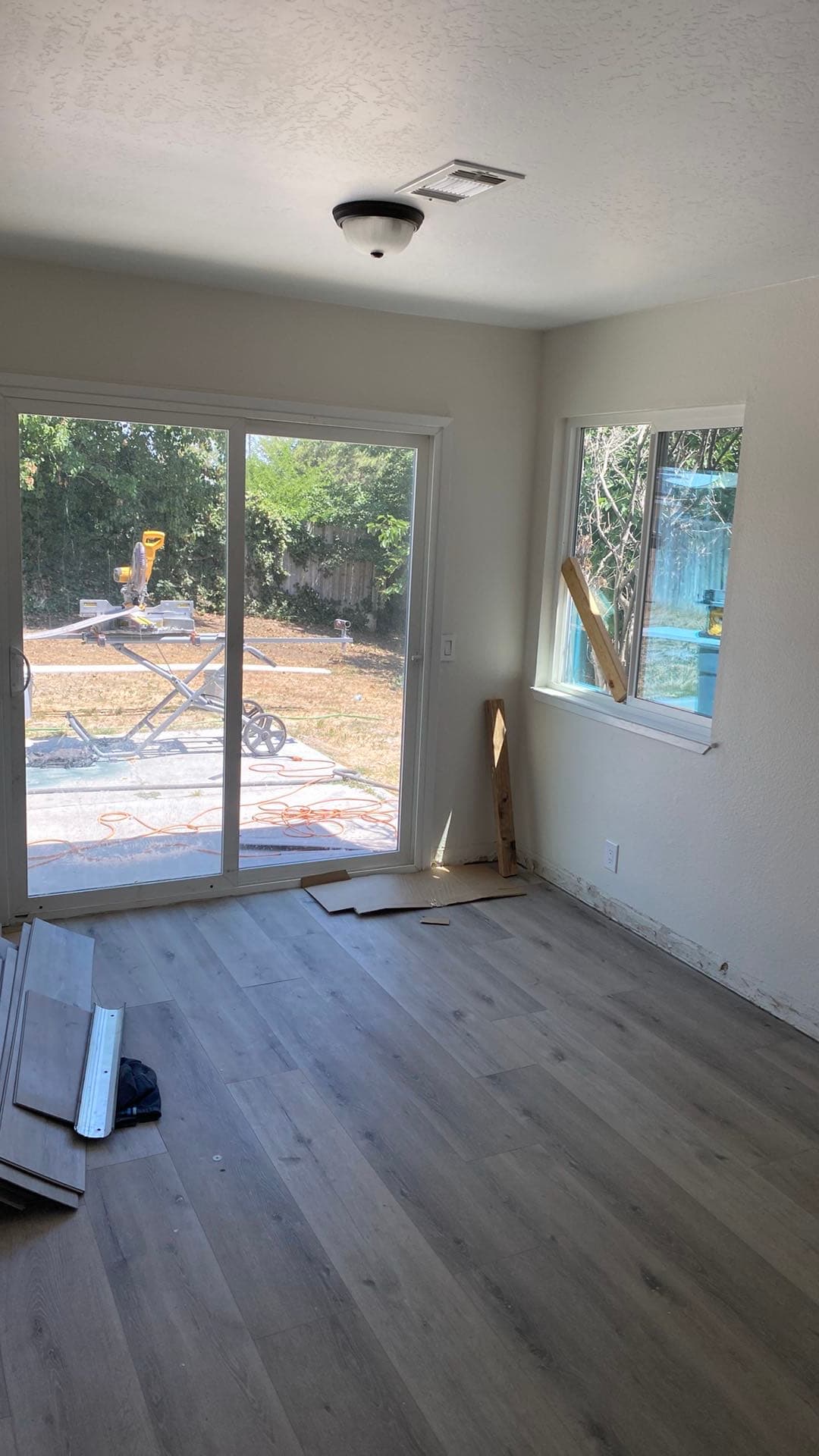 Long Beach home interior before our cash purchase