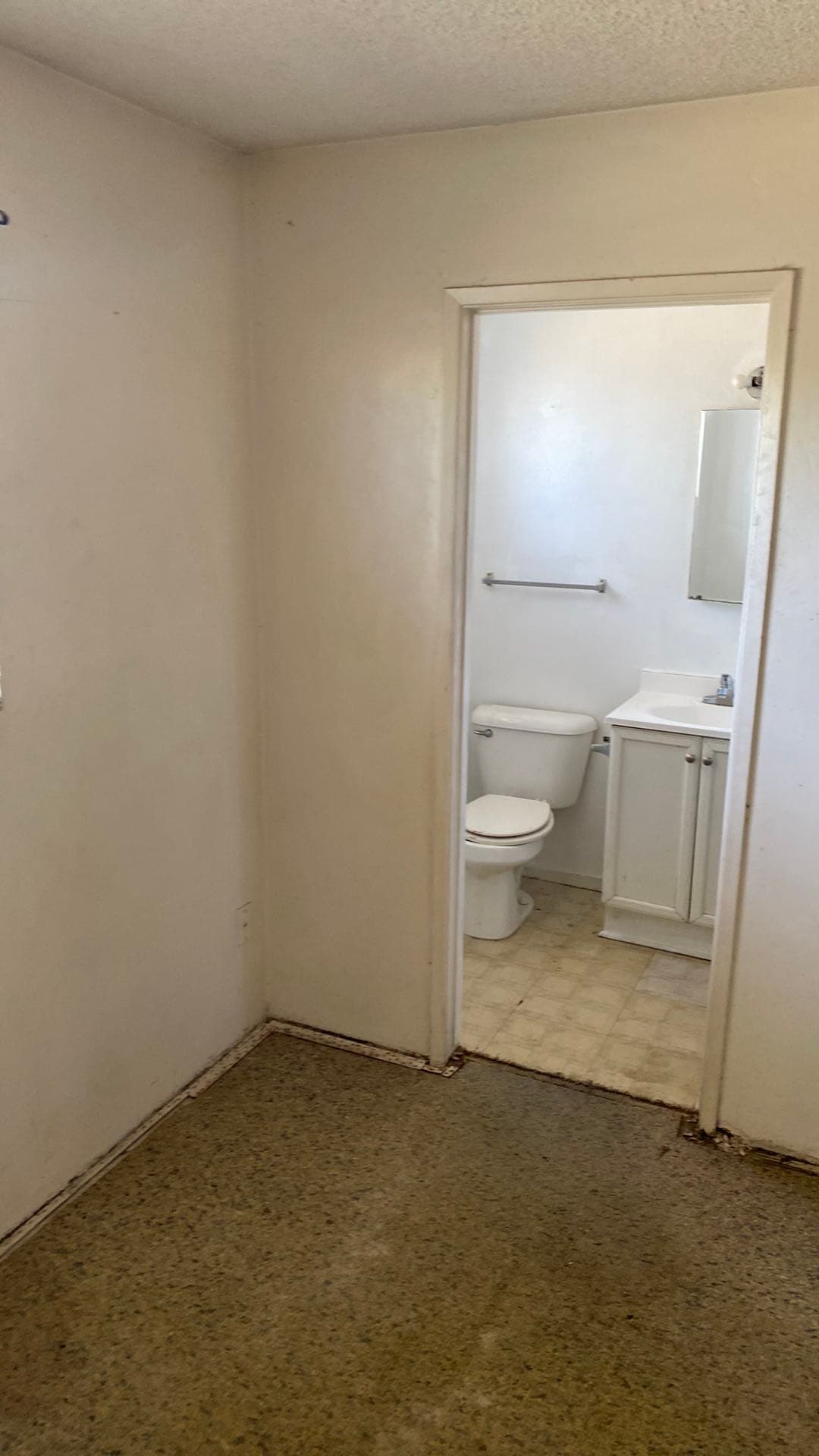 Property exterior before cash purchase in San Jose