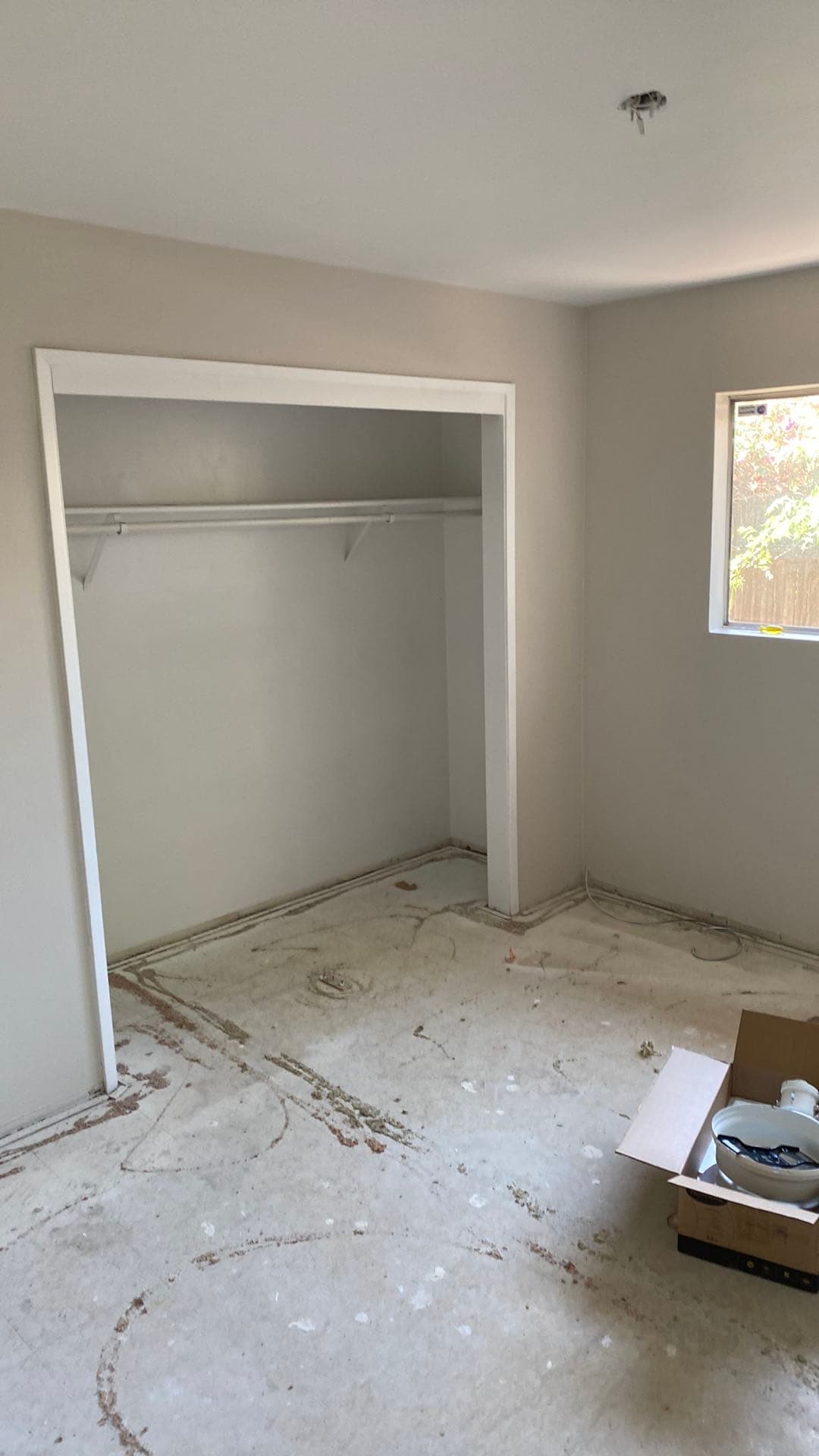 Riverside home interior before our cash purchase